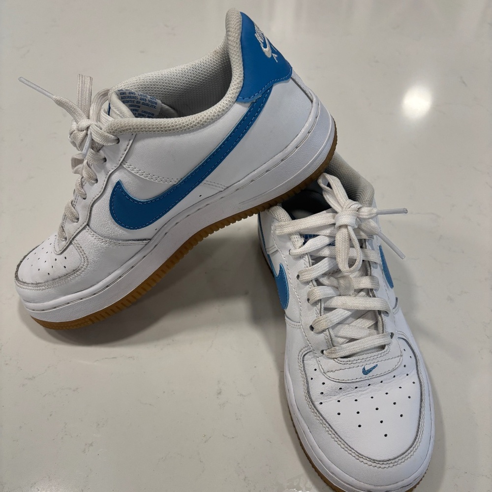 Nike Air Force 1 Youth size 5Y White/Gum Light Brown/Blue Beyond